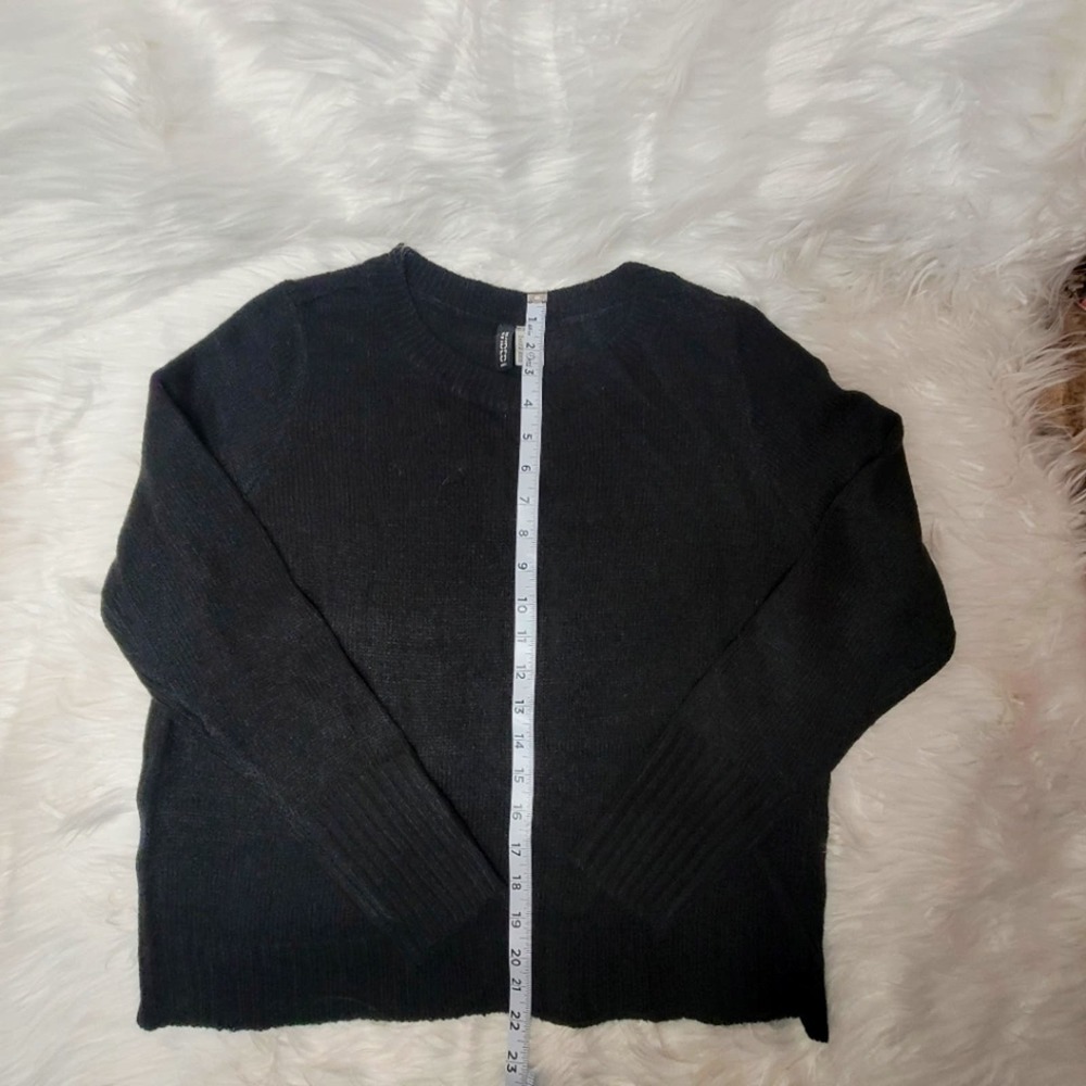 H&M Divided Black Knit Crew Neck Women's Sweater Size M - Picture 2 of 6